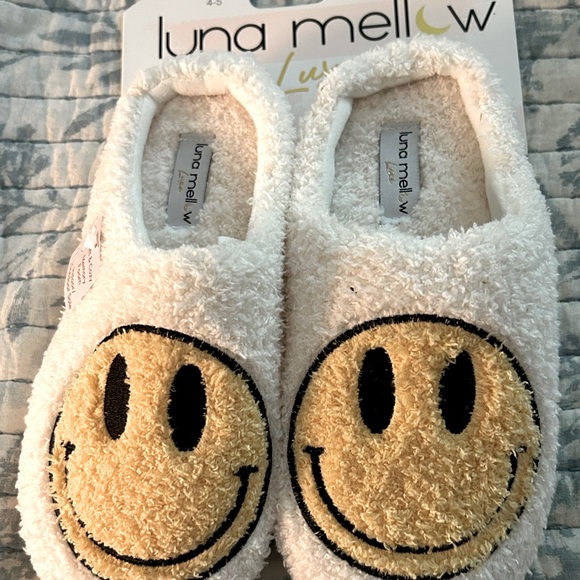 luna mellow luxe Shoes - Adorable, Luna Mellow Luxe Smiley slippers ❤️
